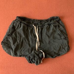 Brandy Melville / John Galt shorts